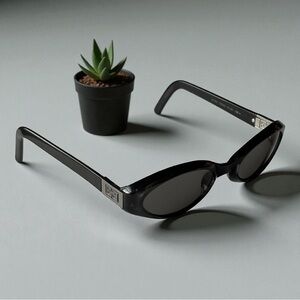 Escada E1108 vintage 90’s dark gray made in France oval sunglasses | 51[]21 135